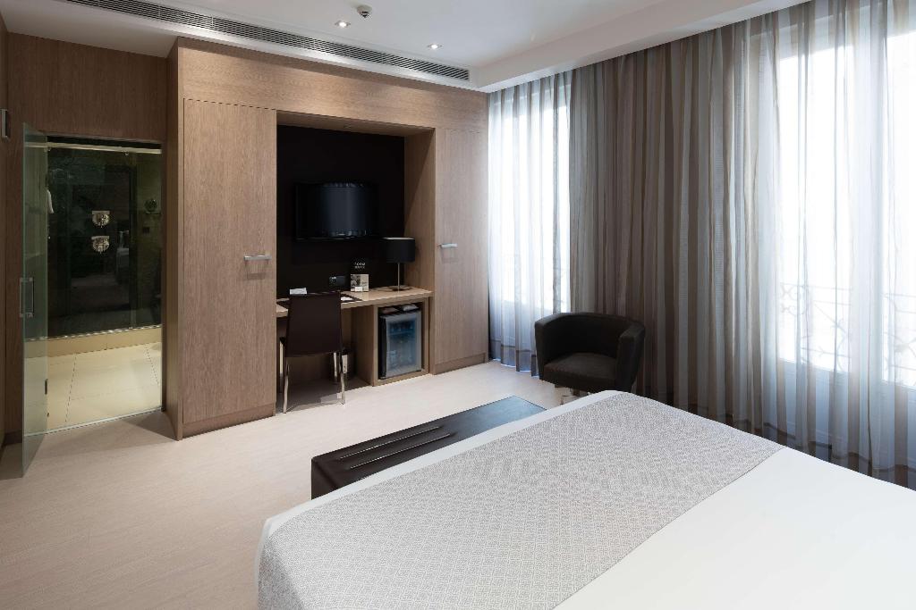 hotel-thumb