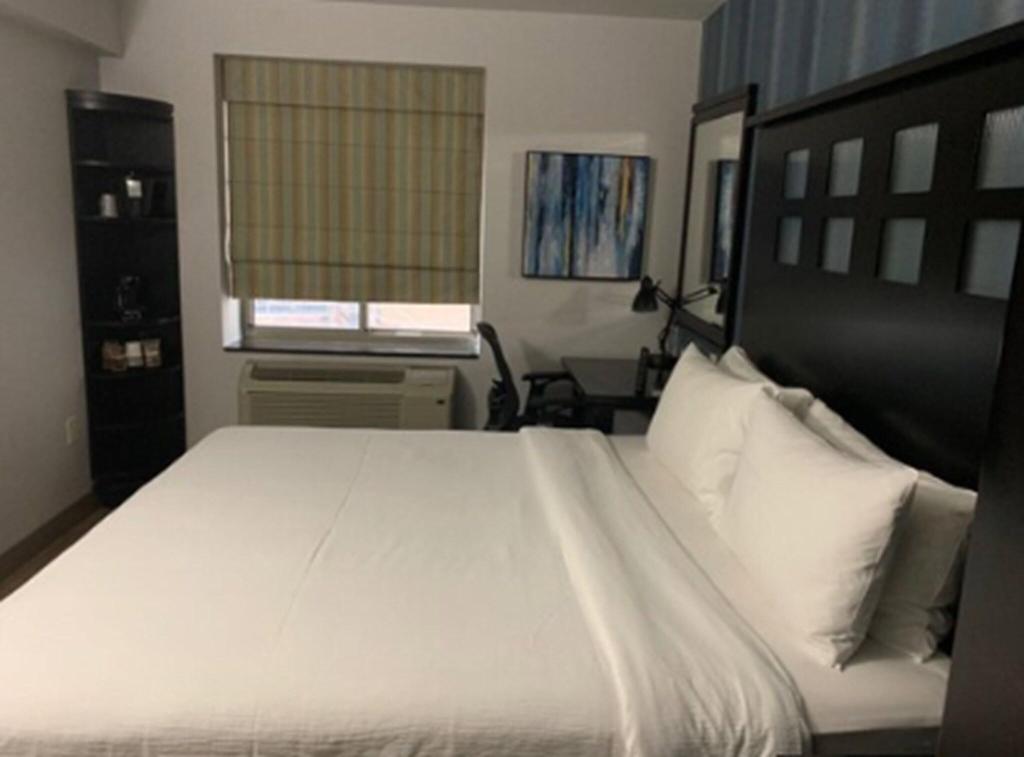 hotel-thumb