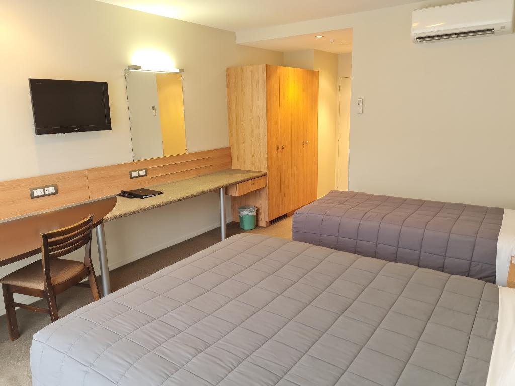 hotel-thumb