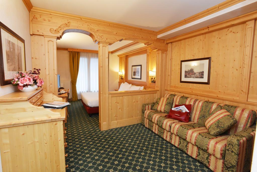 CRISTALLO Hotel Residence