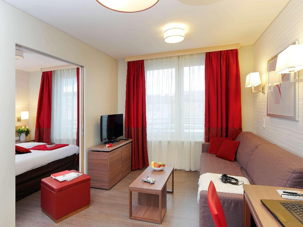 hotel-thumb