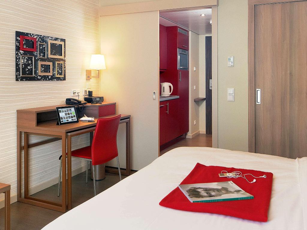 hotel-thumb