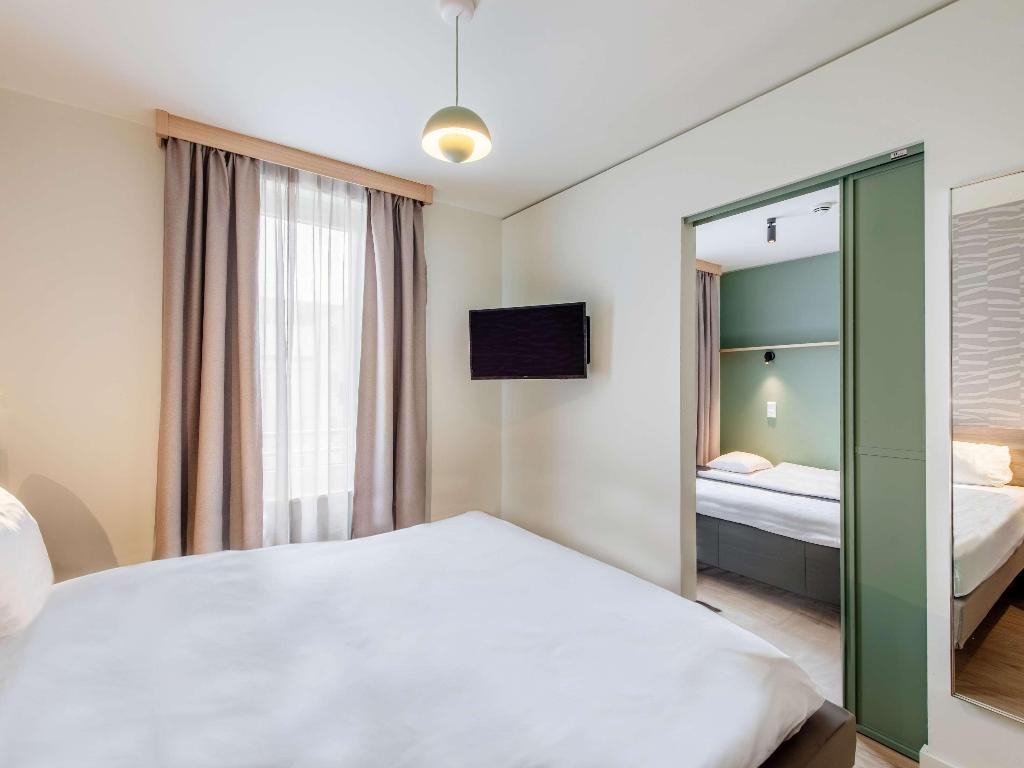 hotel-thumb