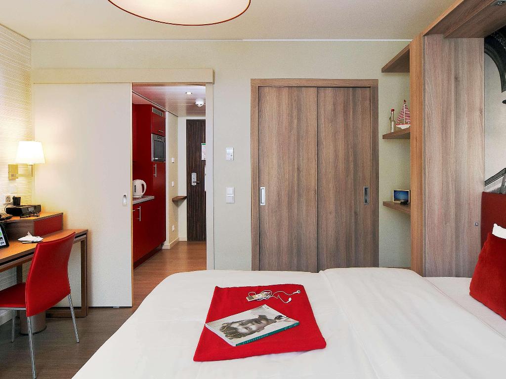 hotel-thumb