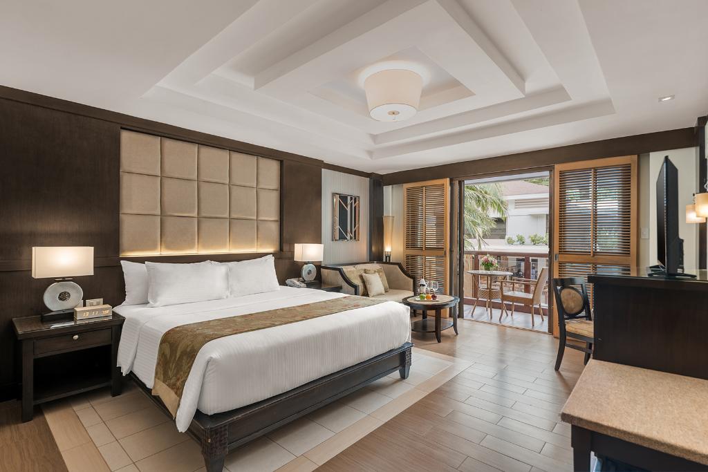 Henann Lagoon Resort