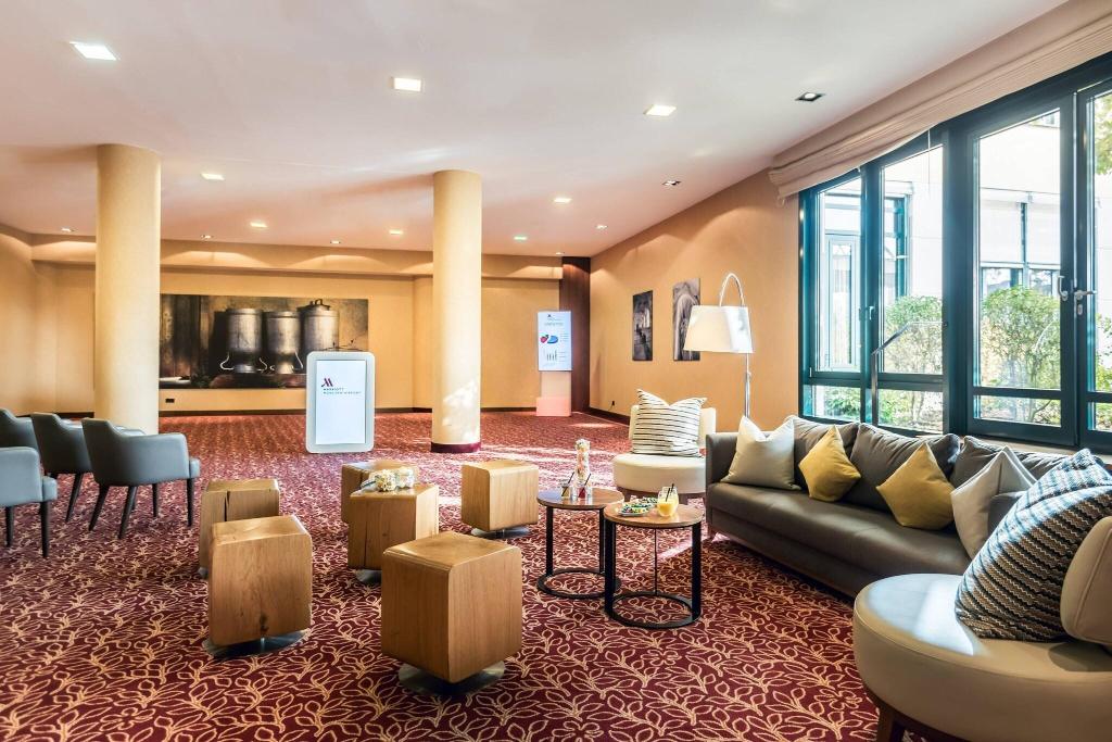 hotel-thumb