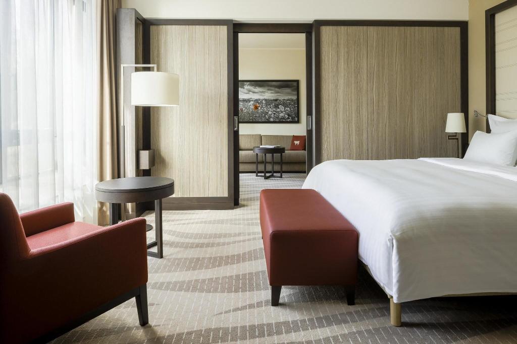 hotel-thumb
