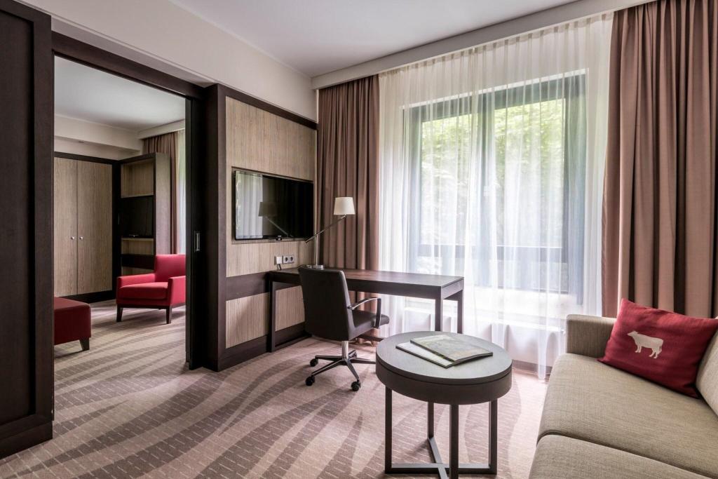 hotel-thumb