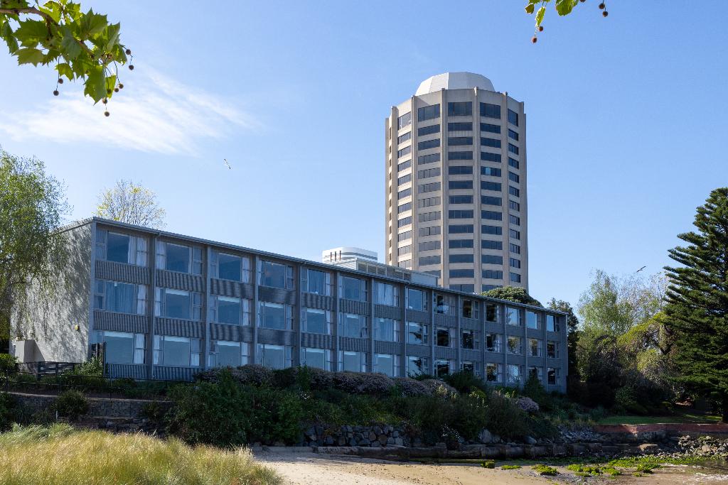 hotel-thumb