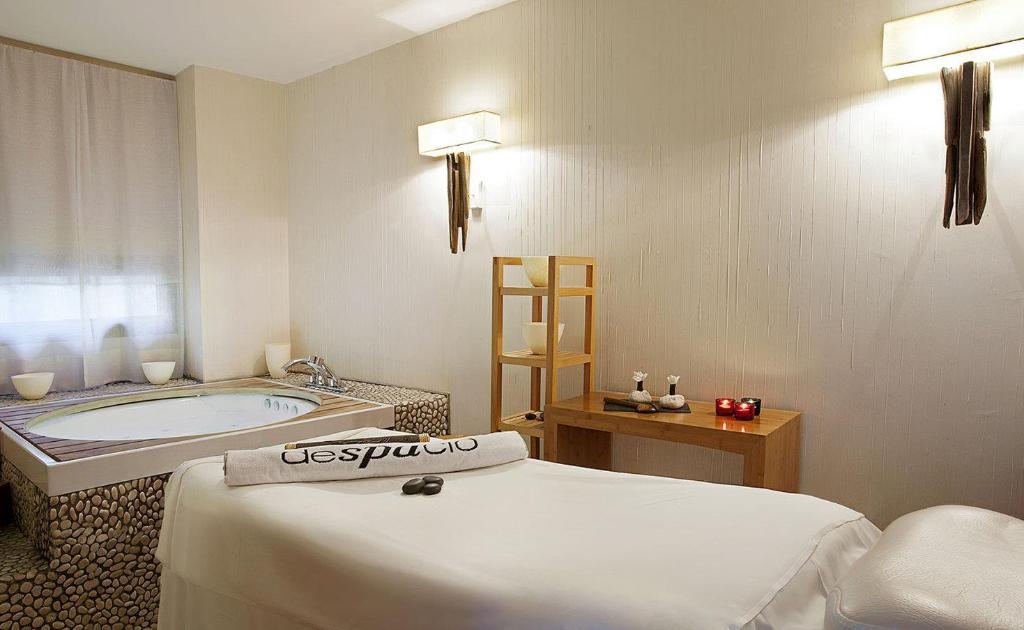 Hotel H10 Casanova, Spanien, Barcelona. Großes 2