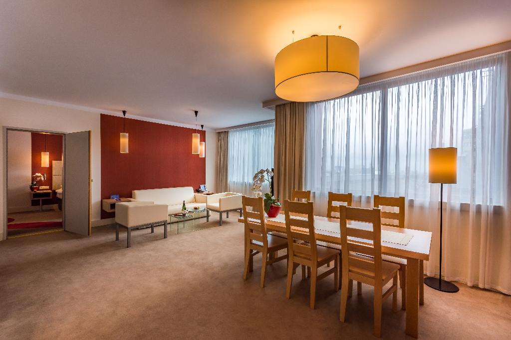 hotel-thumb
