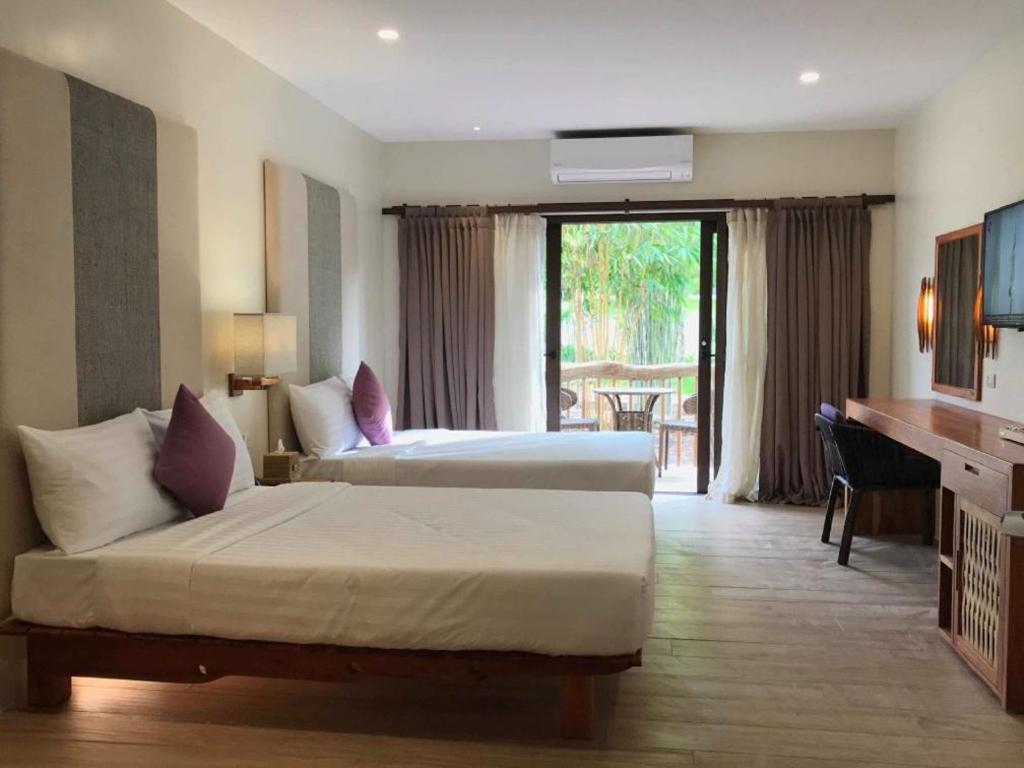Bluewater Panglao Beach Resort