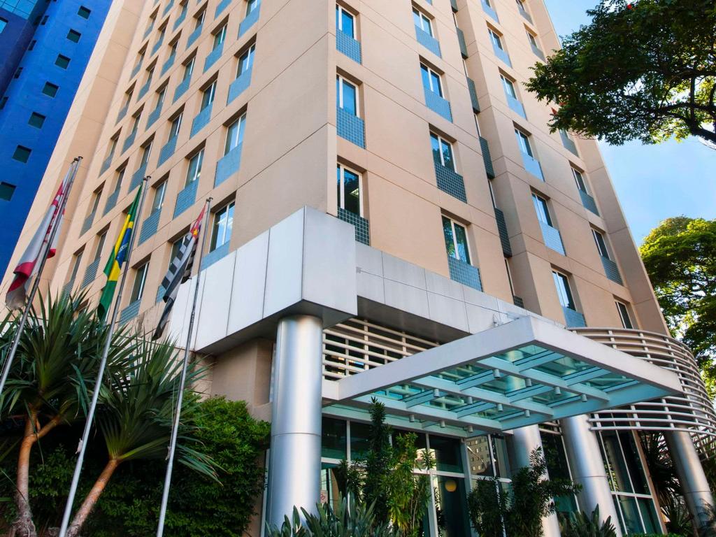 hotel-thumb