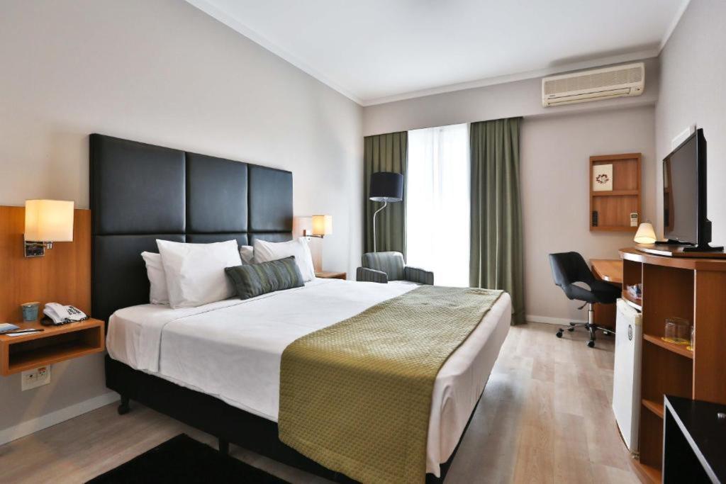 hotel-thumb