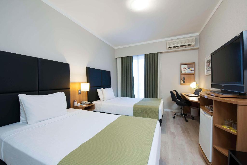 hotel-thumb