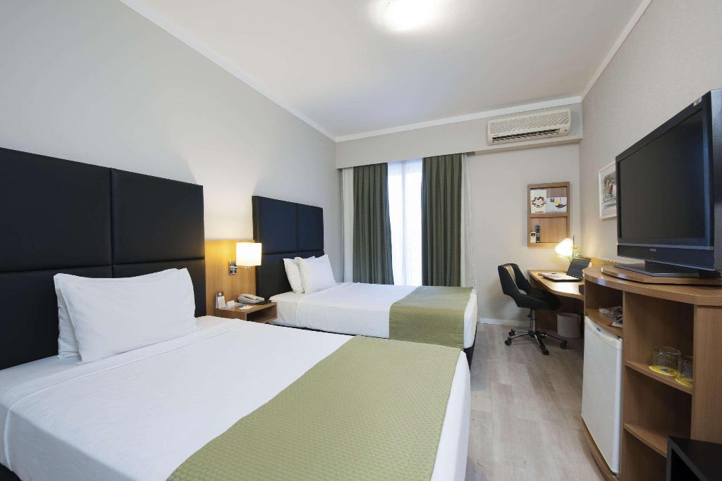 hotel-thumb