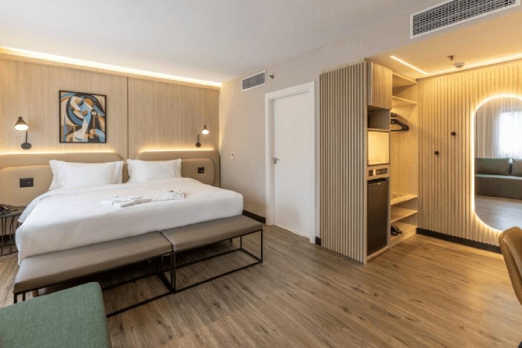hotel-thumb