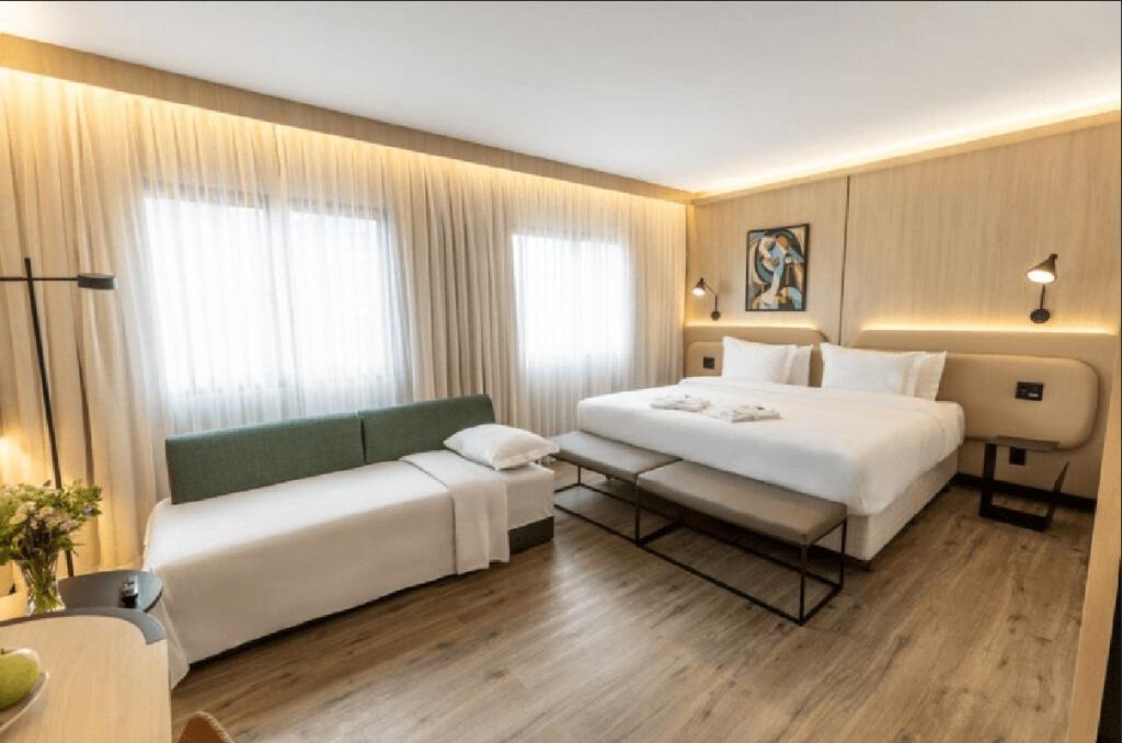 hotel-thumb