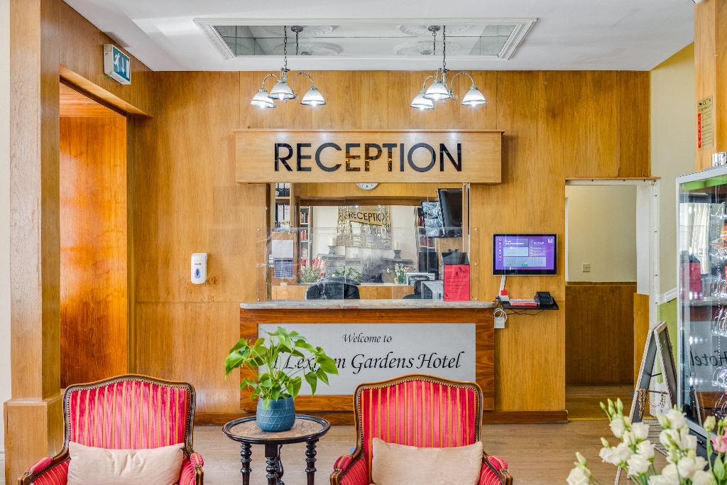 1 Lexham Gardens - Lobby