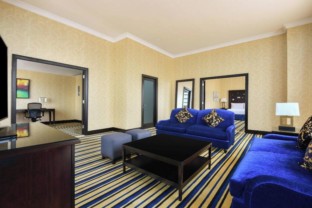 hotel-thumb