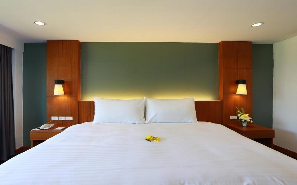 hotel-thumb