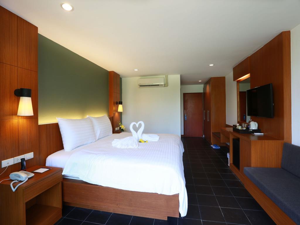 hotel-thumb