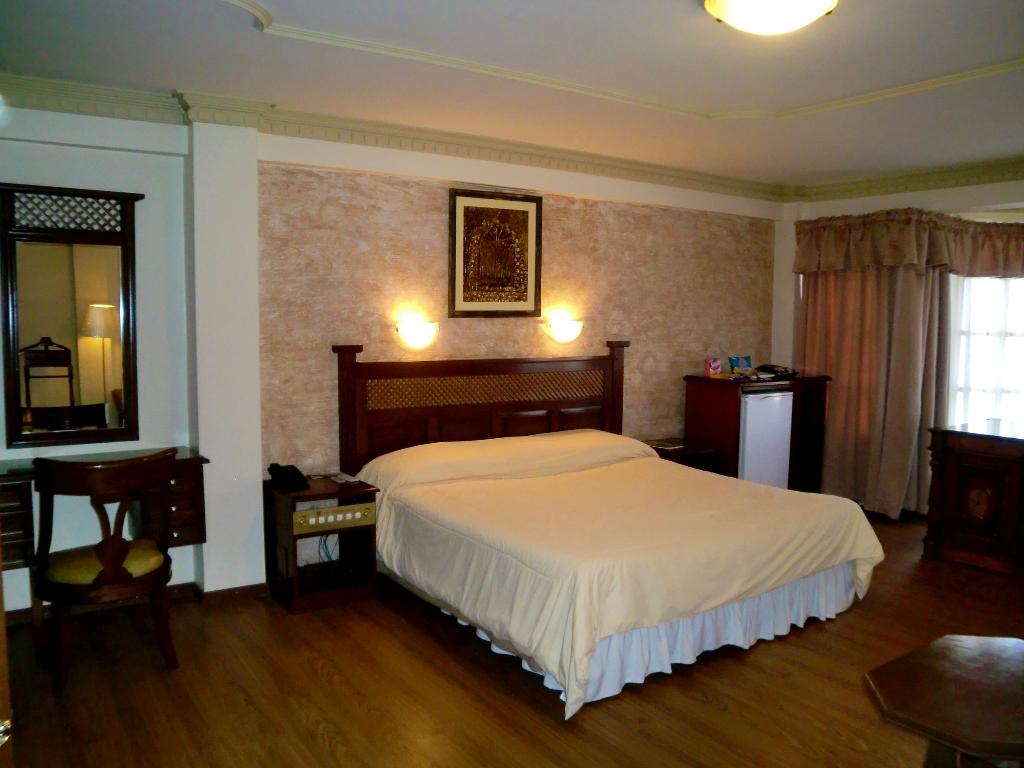 Avanti Hotel & Convention Center
