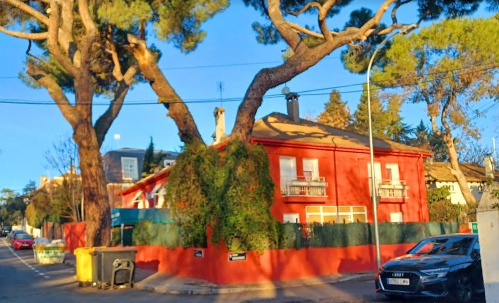 Hotel Hostal Aravaca Garden, Spanien, Madrid. Großes 10