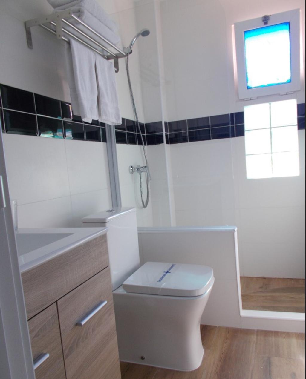 Hotel Hostal Aravaca Garden, Spanien, Madrid. Großes 1