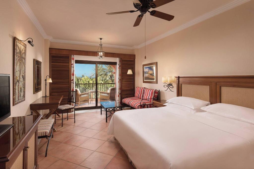 Sheraton Fuerteventura Beach, Golf & Spa Resort