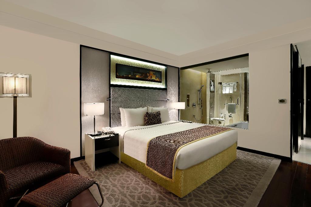 Crowne Plaza Pune City Centre