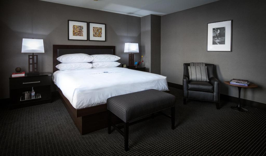 Lord Baltimore Hotel