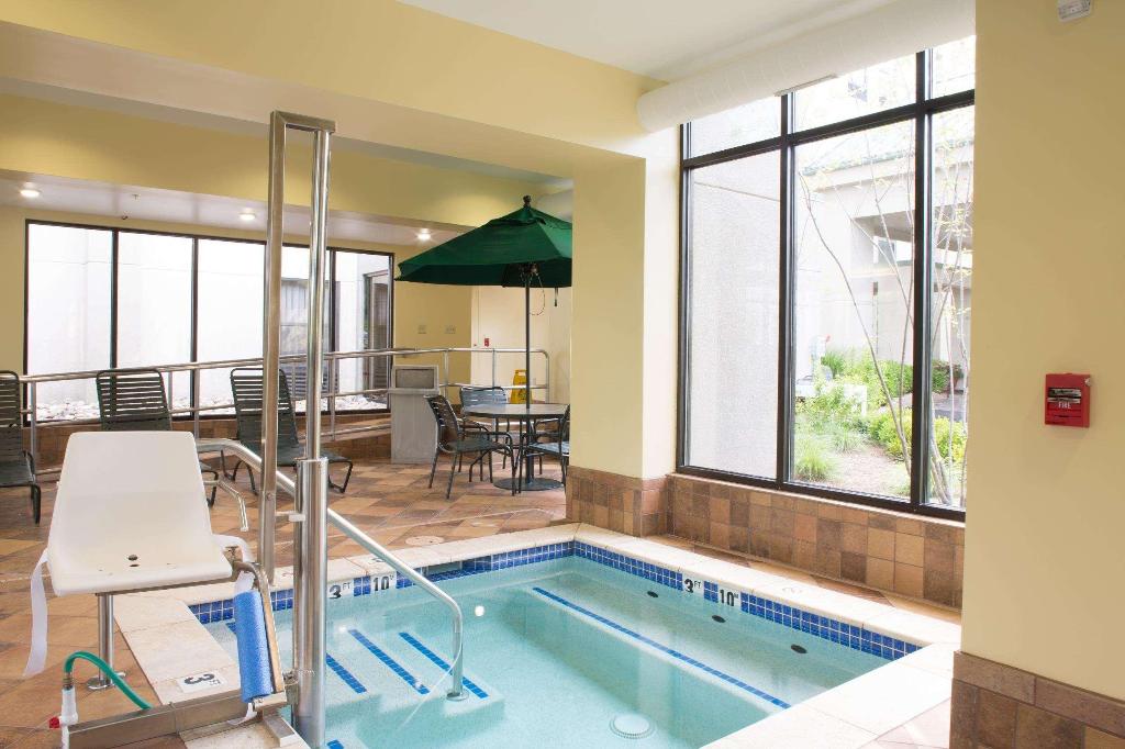 Hampton Inn Clarks Summit
