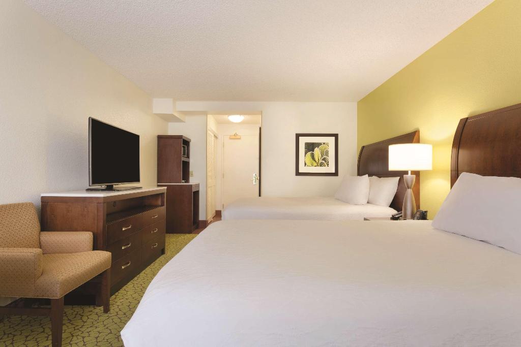 Hilton Garden Inn Anaheim/Garden Grove