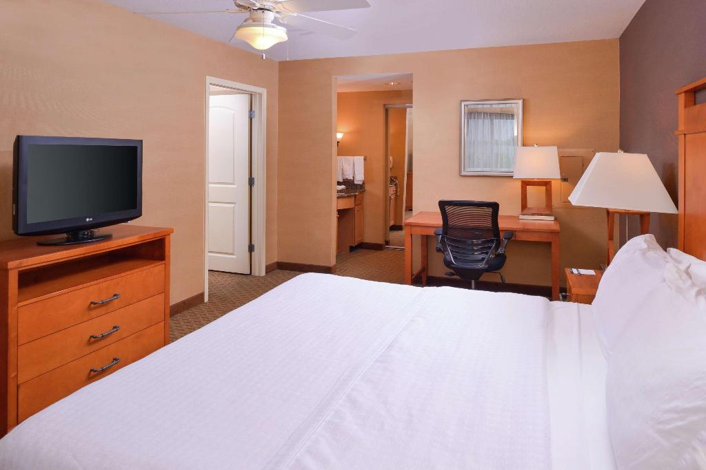 Homewood Suites Hilton Allentown-West/Fogelsville