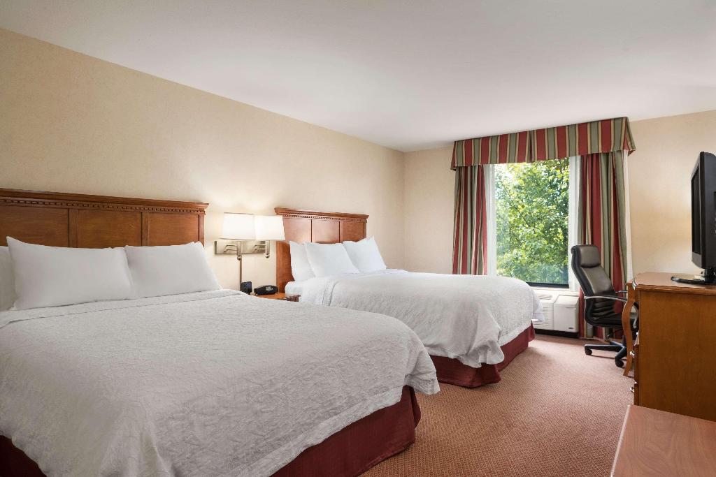 Hampton Inn Belle Vernon