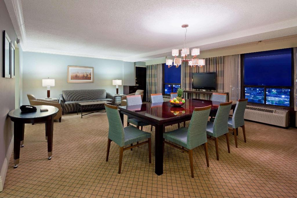 Hotel Belvoir Springfield