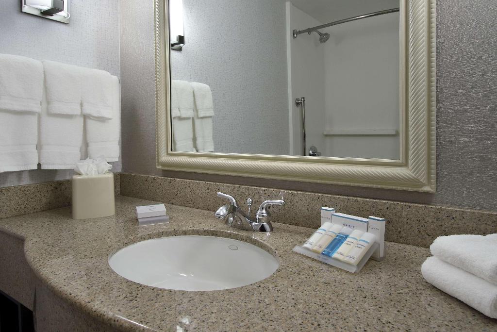 Hilton Garden Inn Sonoma County Airport