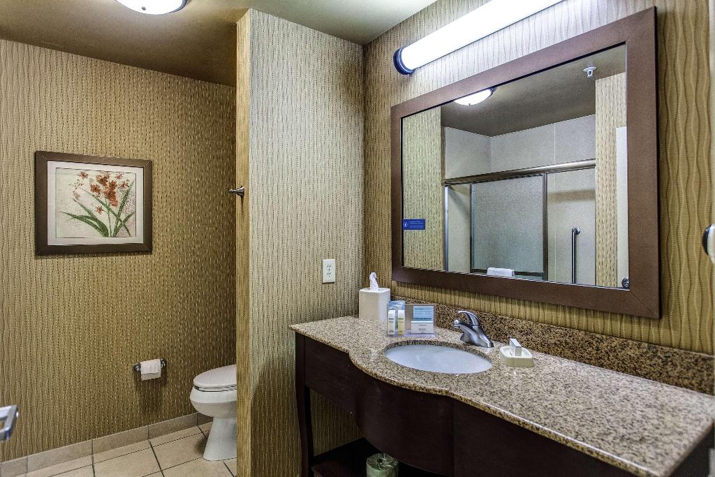Hampton Inn Junction City