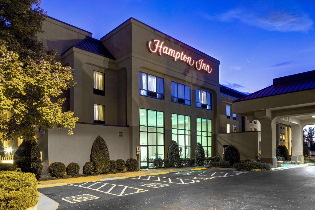 HAMPTON INN® HULL STREET Midlothian VA 3620 Price Club 23112