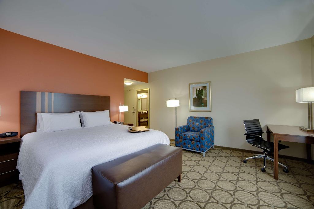 Hampton Inn & Suites Philladelphia/Bensalem
