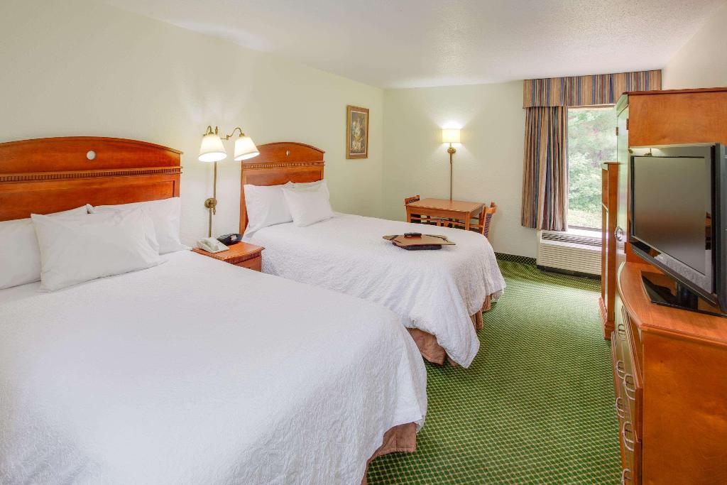 Hampton Inn by Hilton Chester South