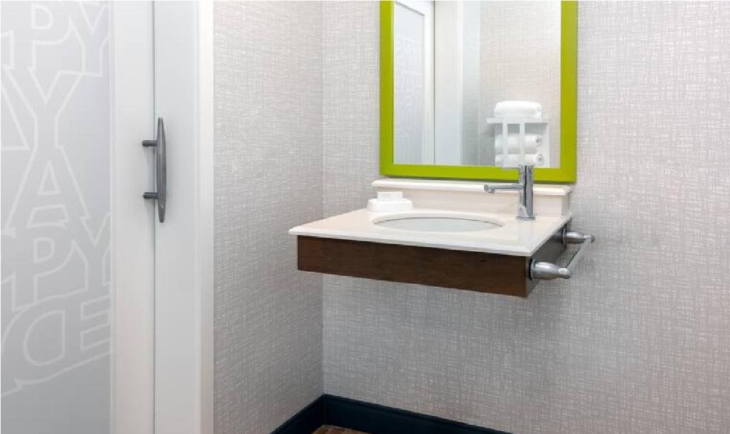 Hampton Inn Coventry-Warwick Area