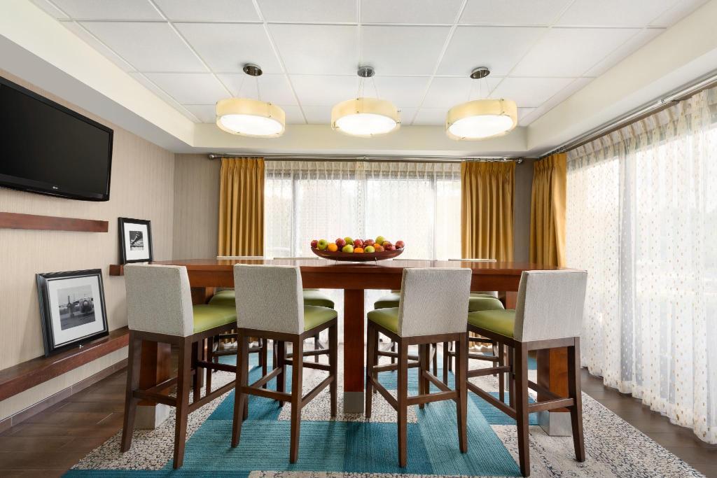 Hampton Inn Philadelphia/Mt. Laurel
