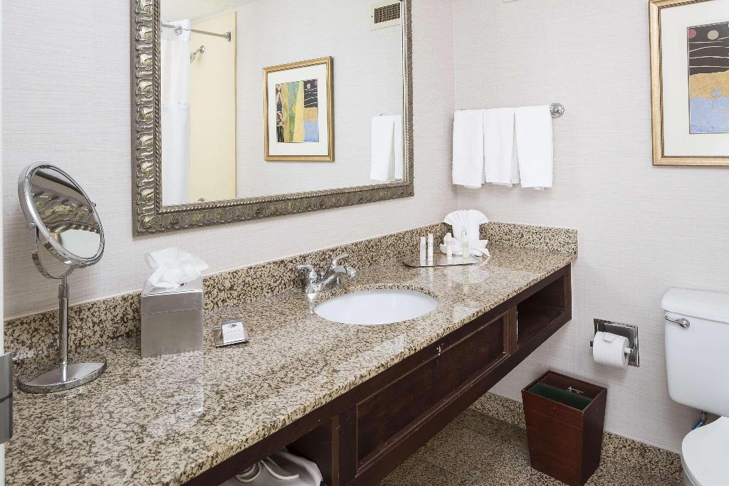 DoubleTree by Hilton Boston - Milford