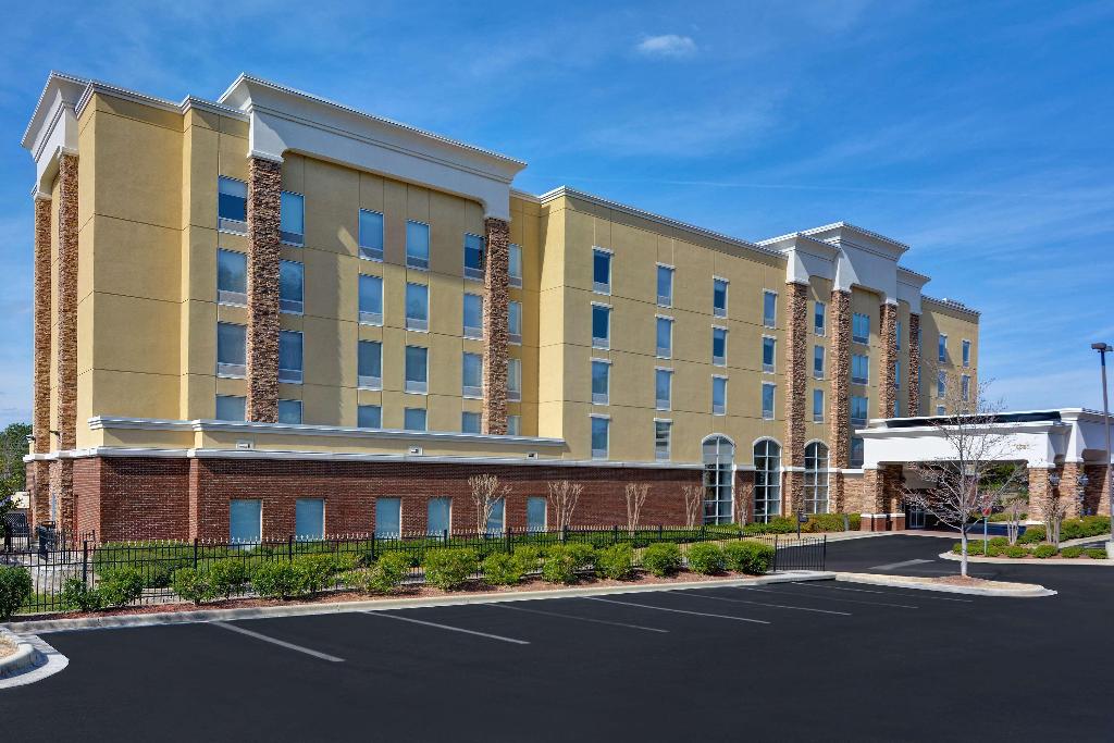 HAMPTON INN® & SUITES HOOVER Hoover AL 4520 Galleria 35244