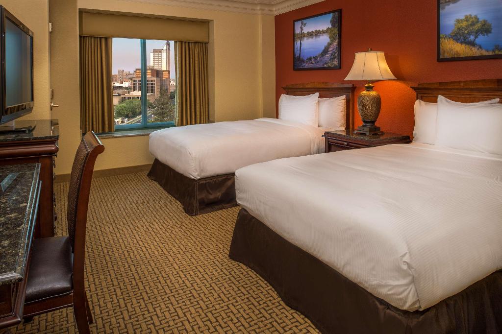 Embassy Suites by Hilton Sacramento Riverfront Pro