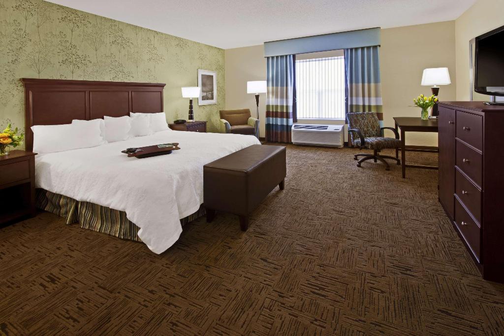 Hampton Inn & Suites Exeter