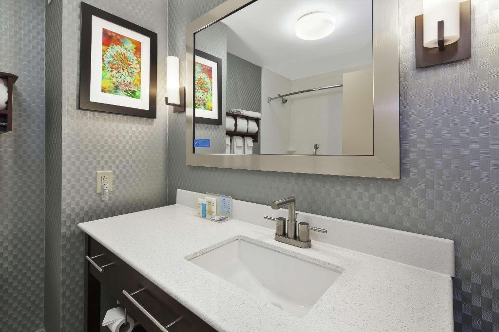 Hampton Inn Clinton