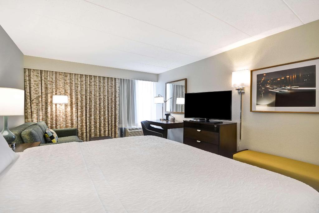 Hampton Inn Chicago/Naperville Near Niu Conference